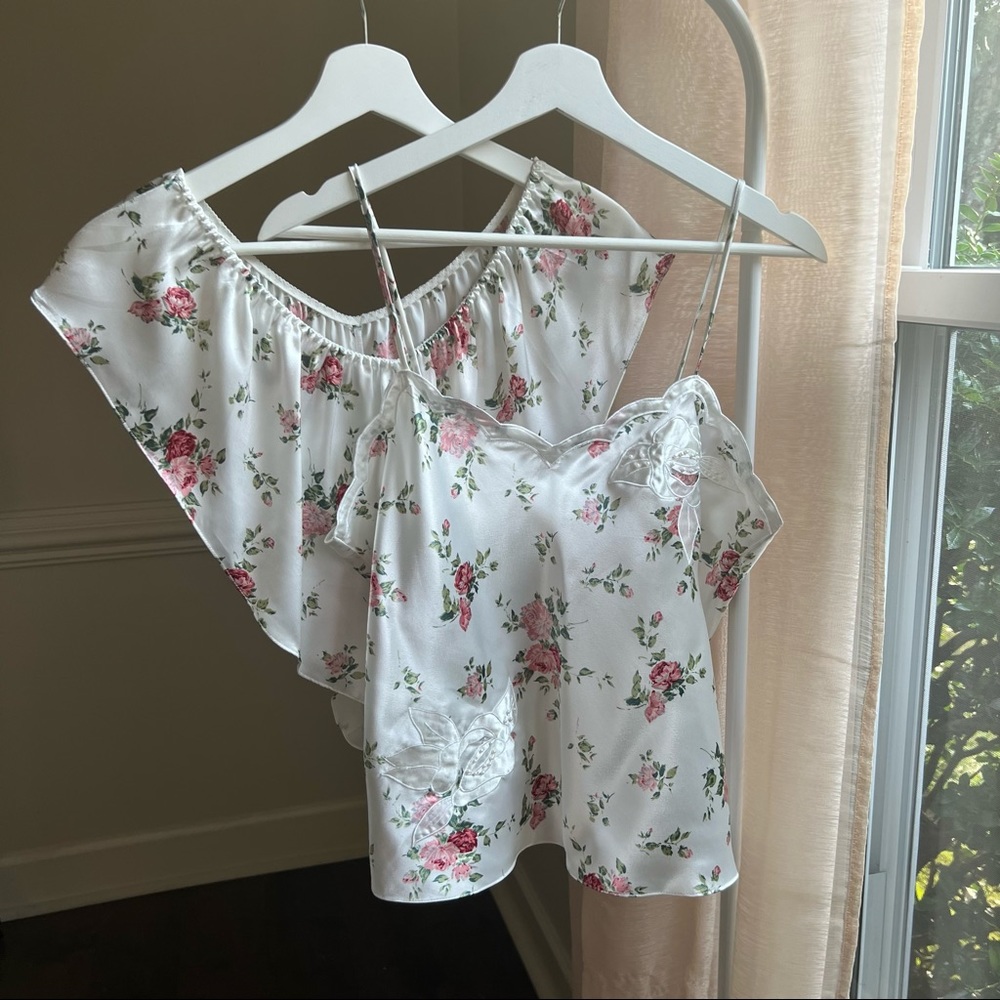 vintage gold label victoria's secret floral satin silk cami and short set 💐